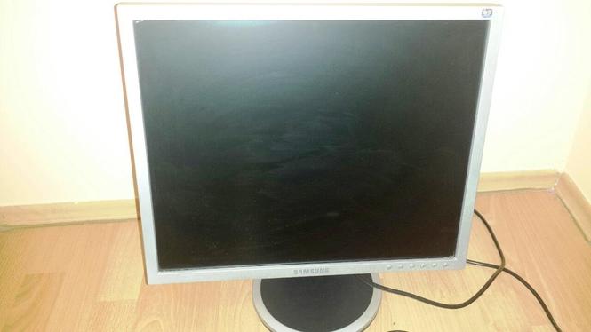 LCD monitor Samsung