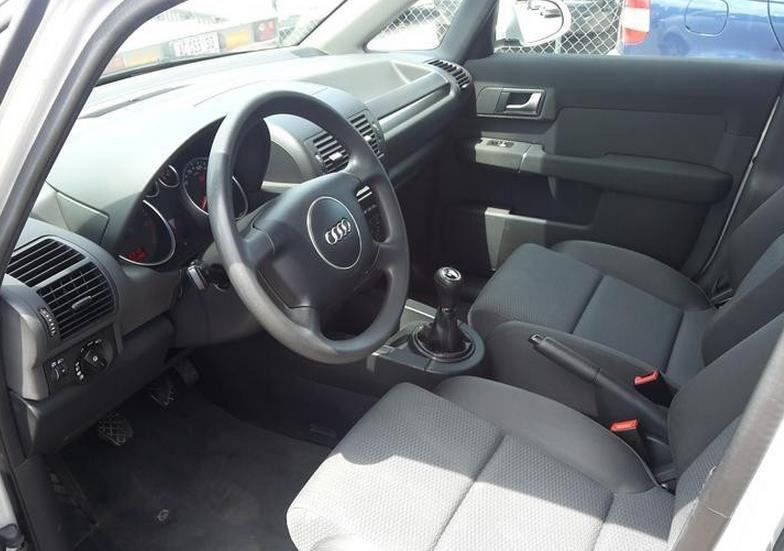 Audi-A2--02