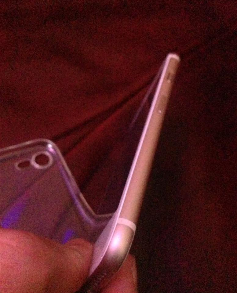 iPhone-7---128GB-Gold