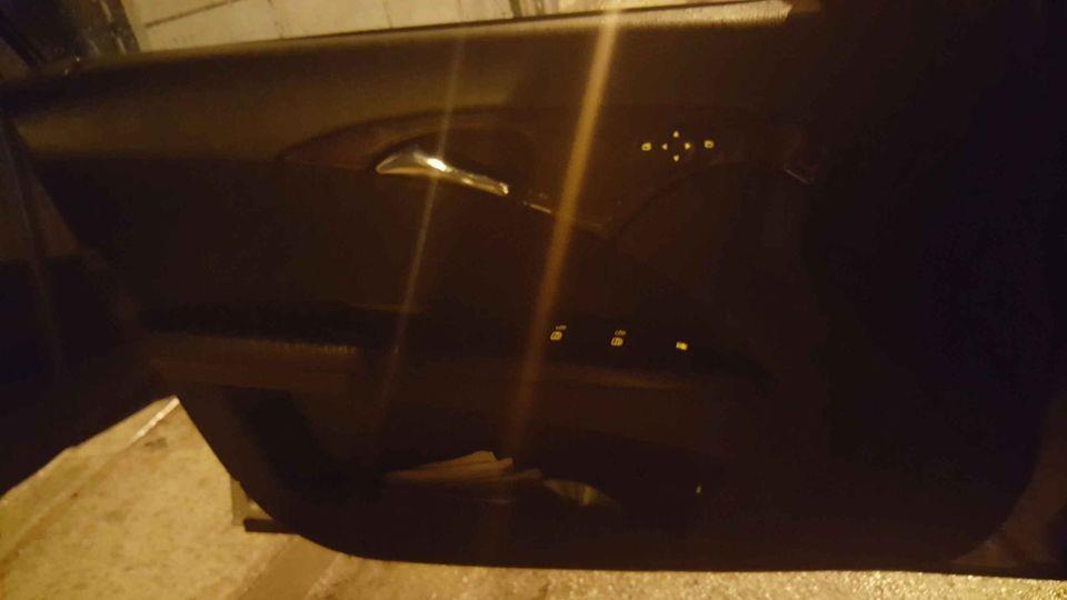 Mercedes-E-270-Invalid