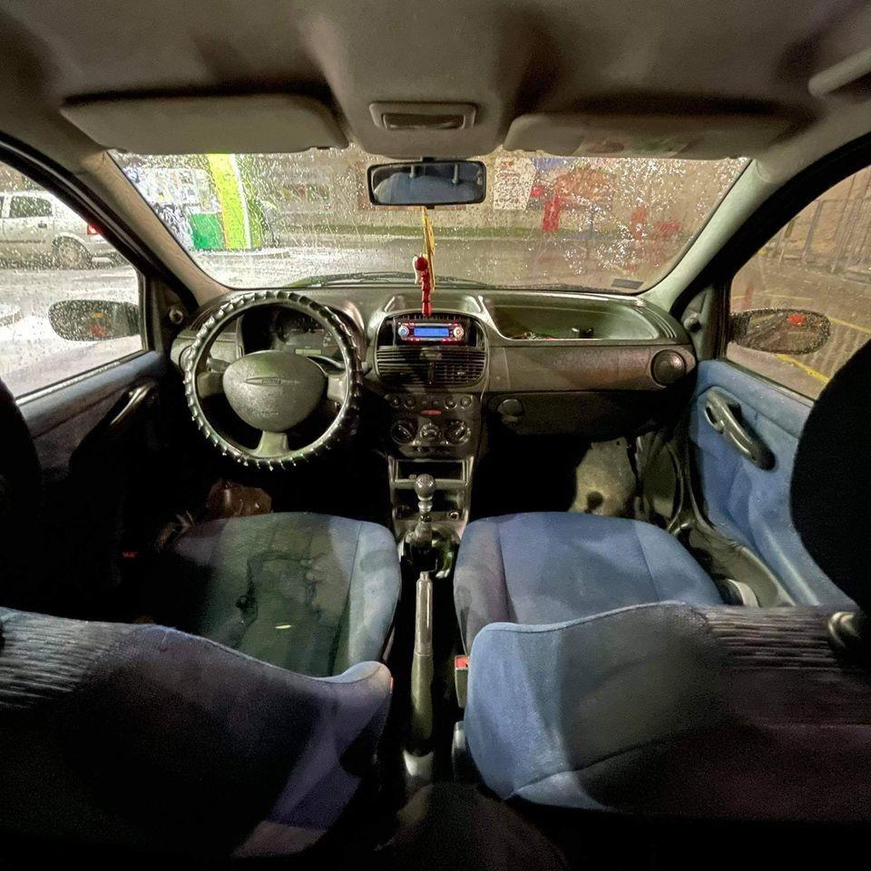 Punto-1-2-8v