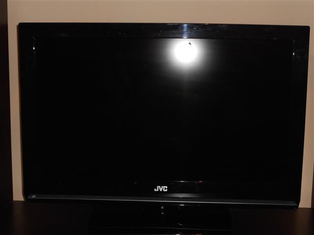 TV-LCD-JVC-32-inca