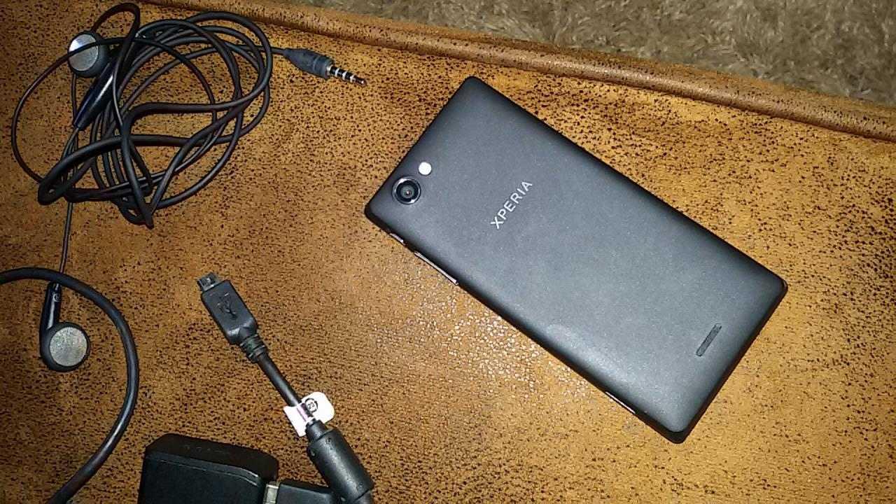 Sony-Xperia-J