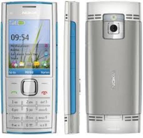 Nokia X2-00 i iPhone 4