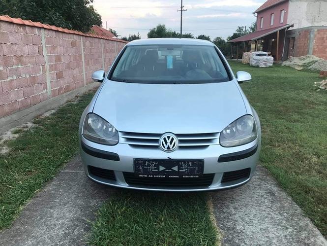 VW GOLF V 1.6 FSI