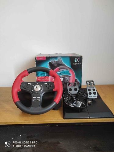Volan za igrice Logitech