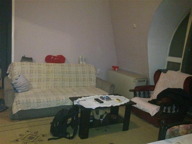 Stan-50m2--u-centru-Niša--Odlična-ponuda