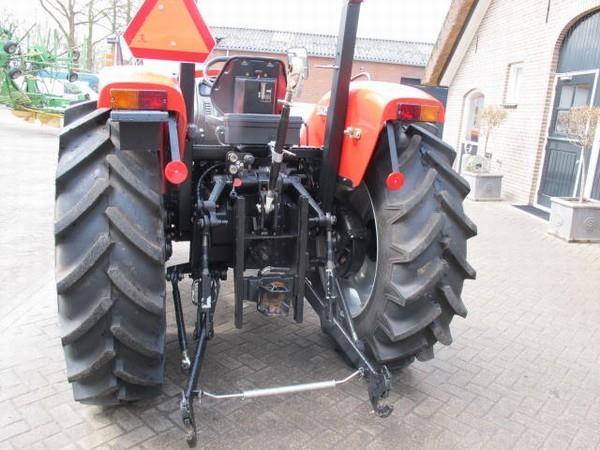Trakto-Zetor-Proxima-6441