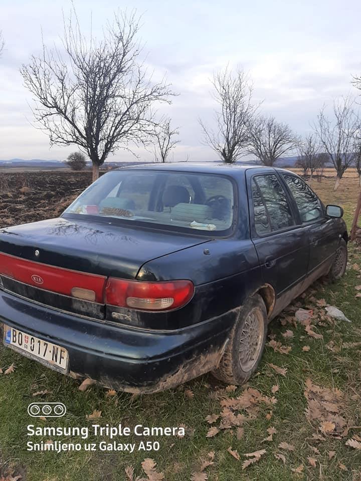 Kia-Sephia
