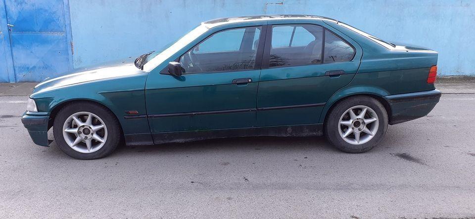 BMW-318-E36