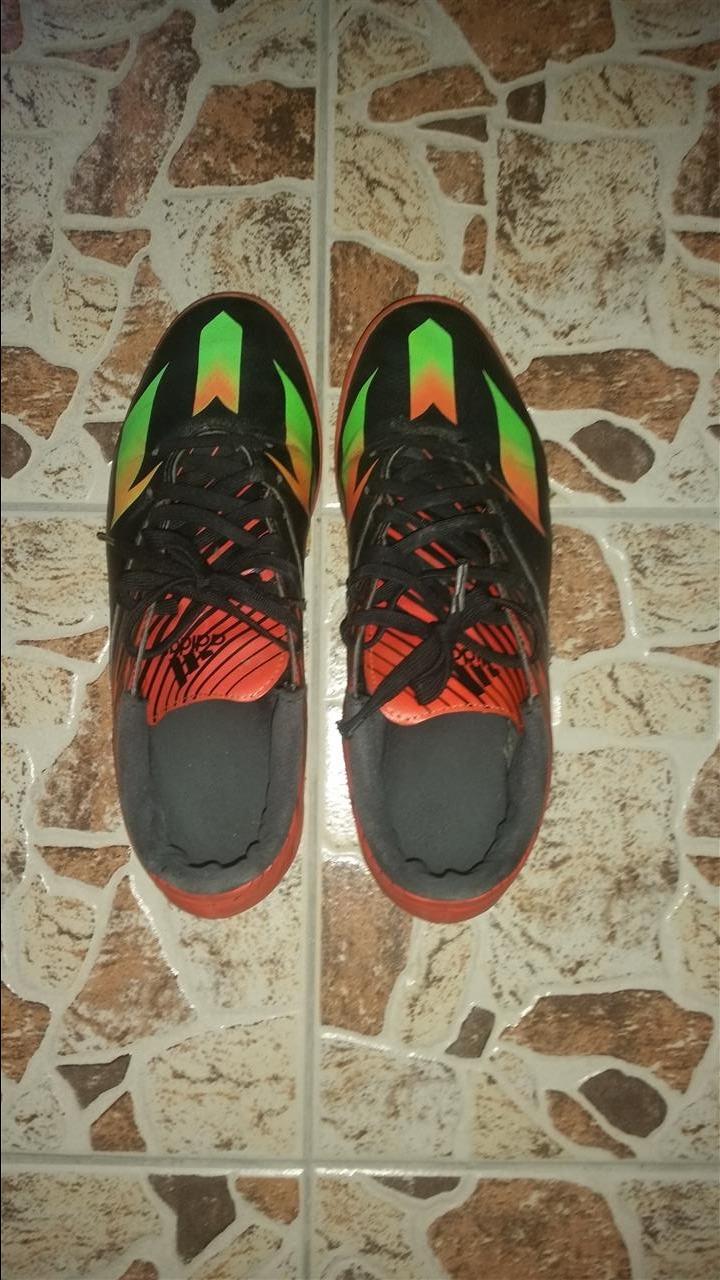 Adidas-patike