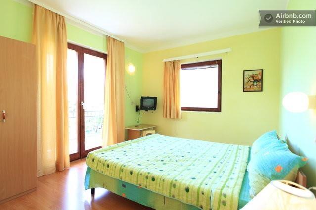 APARTMANE-LILE-U-PESTANE