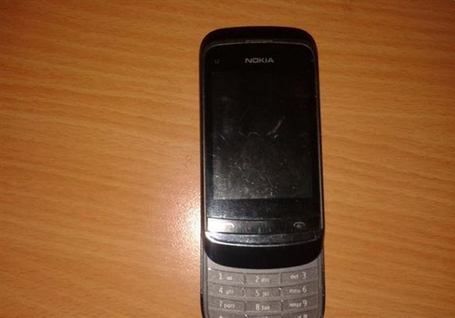 Nokia C2