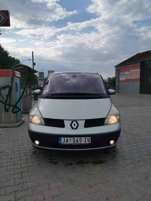 Renault-Espace-2-0t