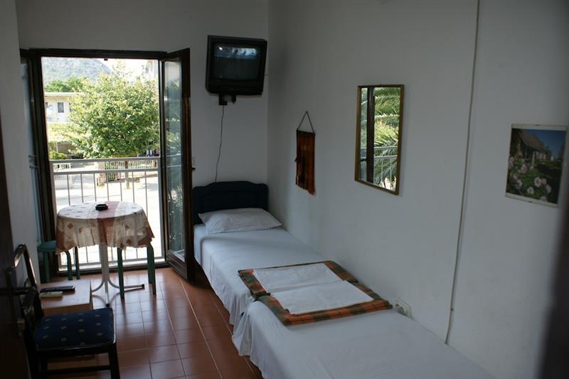 SUTOMORE-2016-Izdajem-apartmane-i-studija