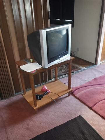 1-5-stan-40m2-na-Slaviji-