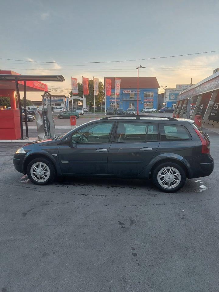 RENAULT-MEGANE
