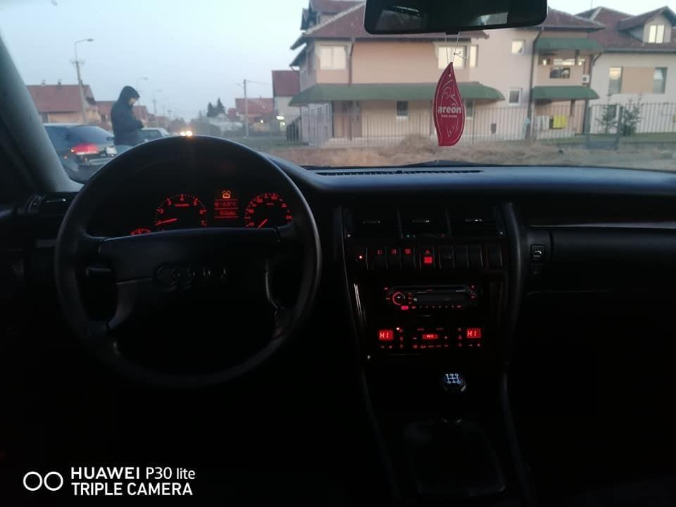 Audi-A8