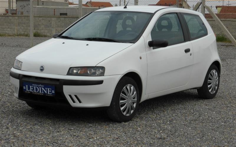 Fiat-Punto-1-2-8v-klima--02-