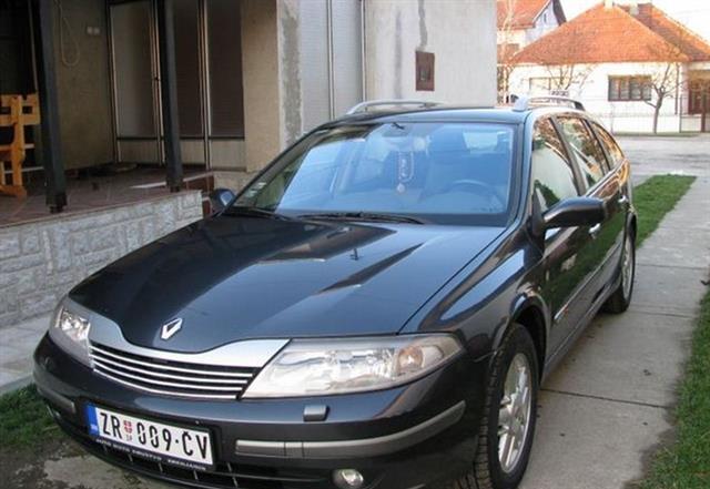 Renault-Laguna--04