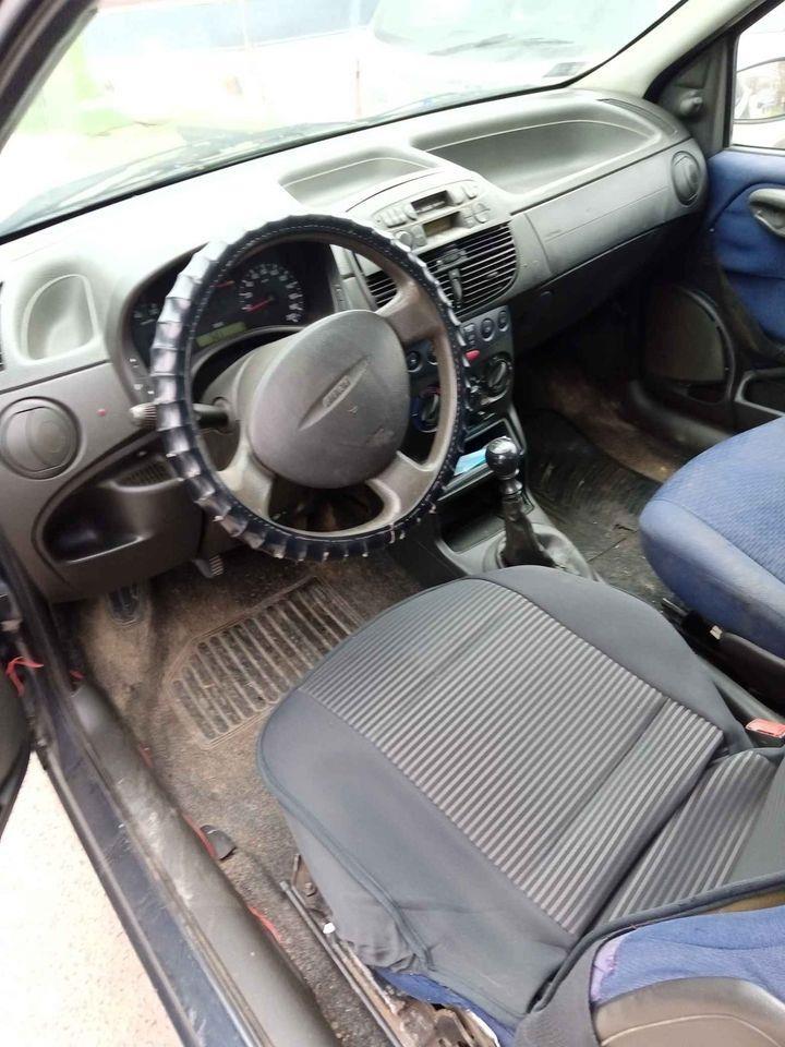 Fiat-punto1-2