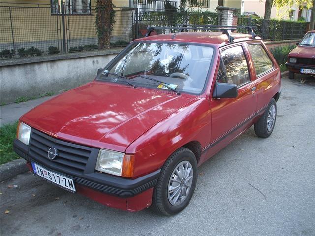 Opel Corsa -88