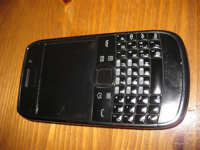 Nokia E6