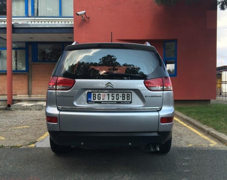 Citroen-C-Crosser-2-2-hdi-pack--09