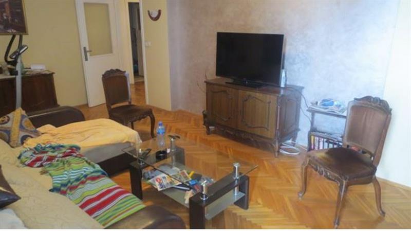 Stan-od-80m2-u-centar