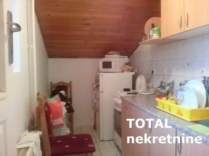 Jednosoban stan na Limanu 1, osmi sprat