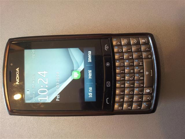 Nokia-303