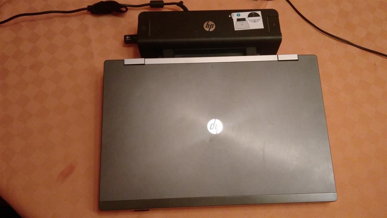 HP-EliteBook-Workstation-8560W
