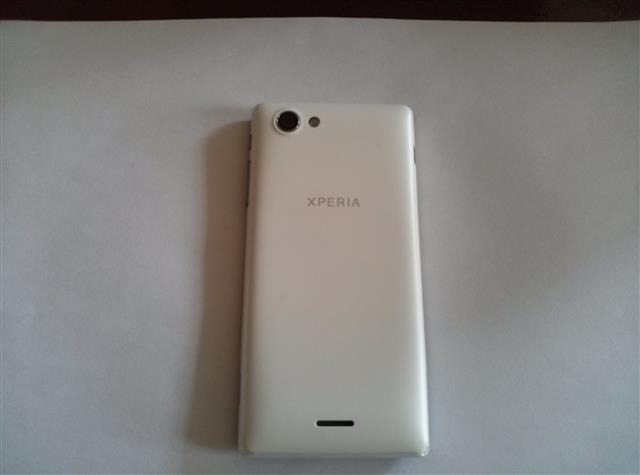 Soni-Xperia-J