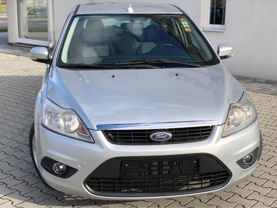 FORD-FOCUS-1-6tdci-2009-TITANIUM