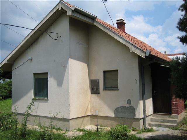 HALA-SA-KUĆOM-I-PLACEM