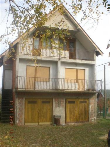 Kuća od 180m2 u Ralji