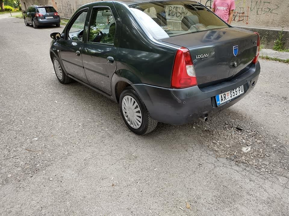 Dacia-Logan