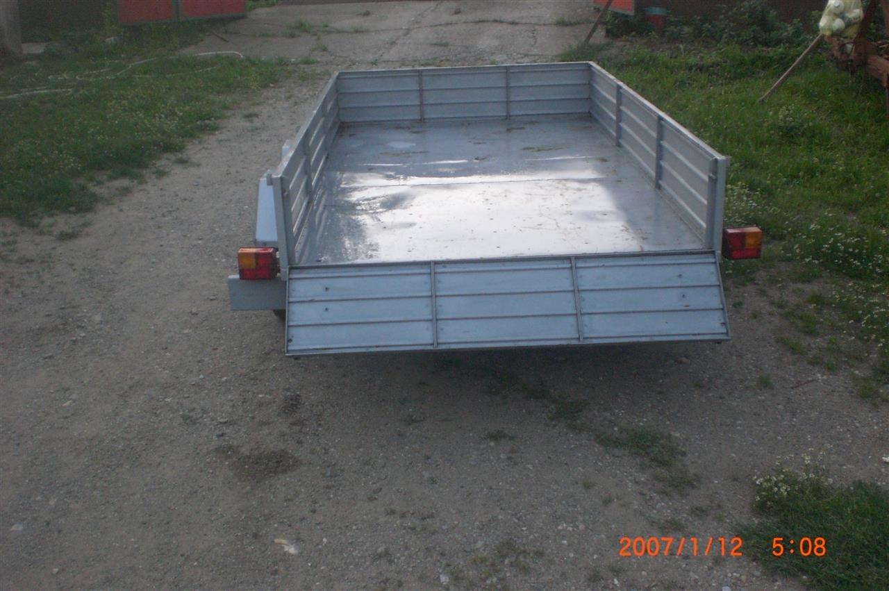 Prikolica-