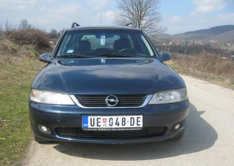 Opel-Vectra-B-2-0-gas-full--00