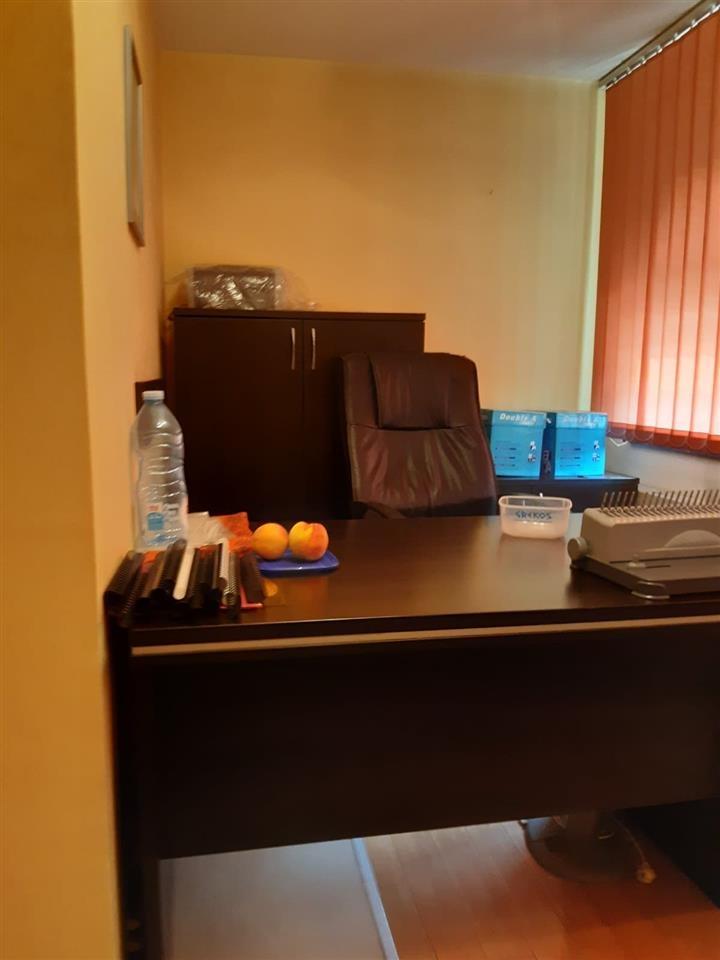 Poslovni-prostor-u-strogom-centru
