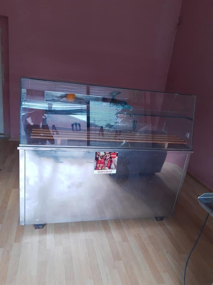 tople-vitrine