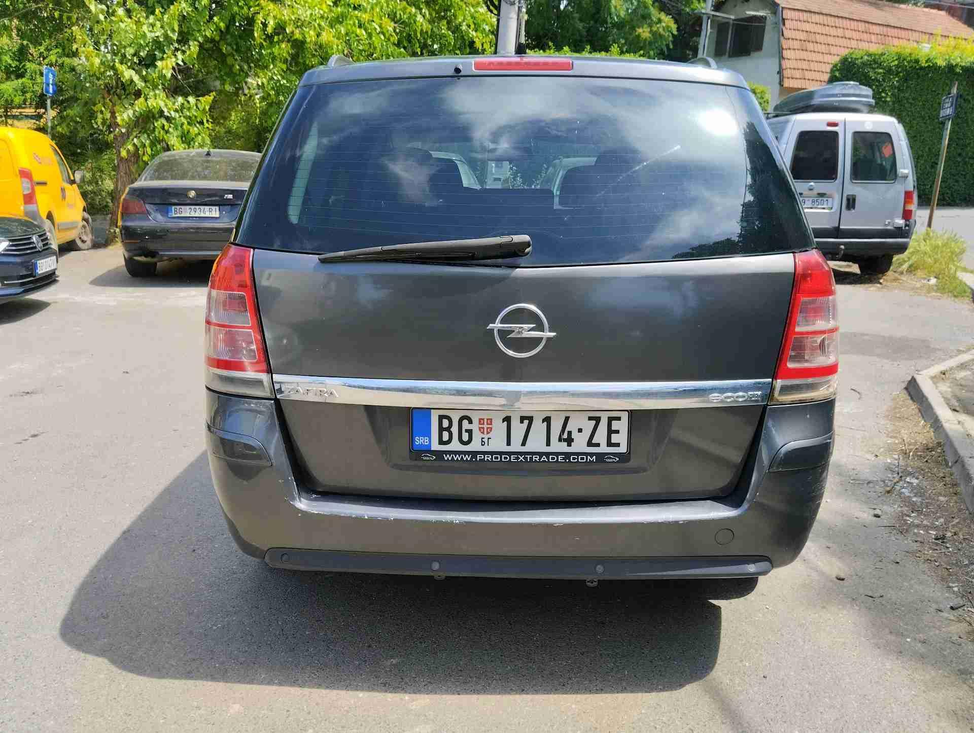Opel-Zafira