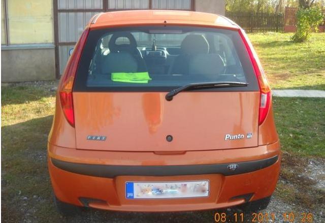Fiat-Punto--01