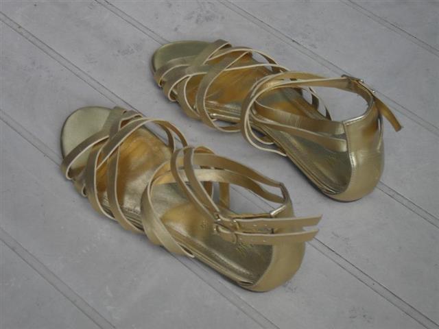 H&M sandalice