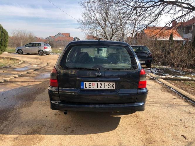 Opel vektra b