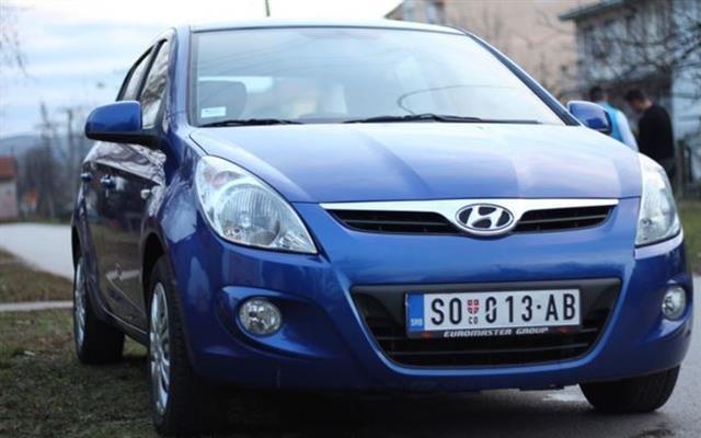 Hyundai-i20--09