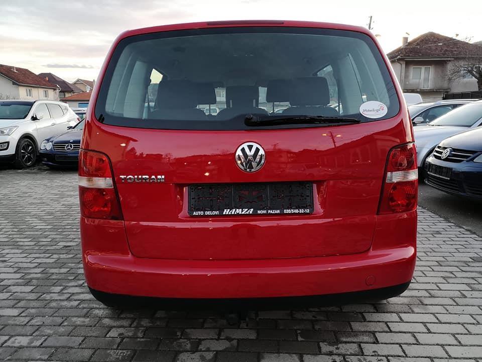 VW--TUARAN----1-6-BENZIN