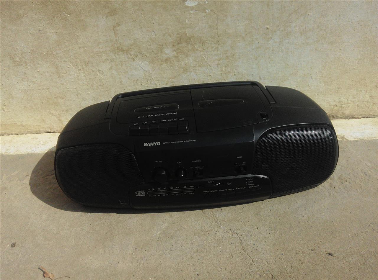 Sanyo--cd--