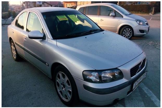 VOLVO S60 -02