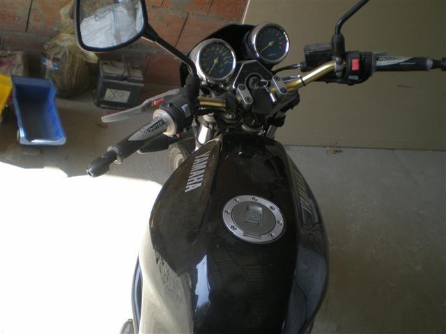 YAMAHA-XJ-600-